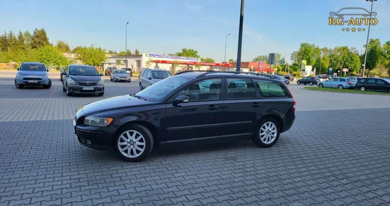 Volvo V50 cena 13900 przebieg: 233000, rok produkcji 2004 z Skierniewice małe 704